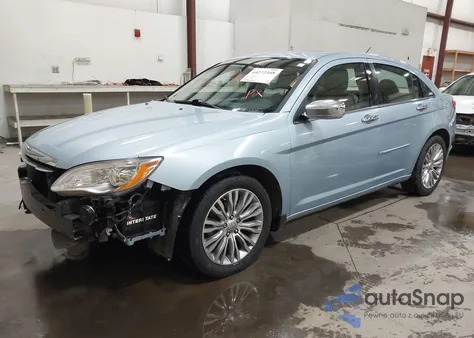 2013 Chrysler 200 Limited из США, поврежденный, VIN 1C3CCBCG4DN603166